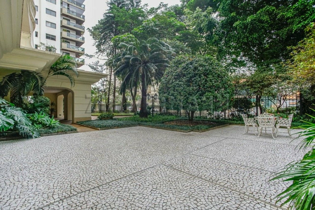 Apartamento com 4 quartos à venda, 225m² em Rua Goiás, Pacaembu, São Paulo, SP