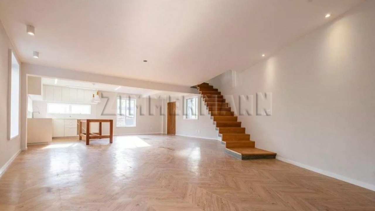 Casa com 3 quartos à venda, 192m² em Rua Paris, Sumaré, São Paulo, SP