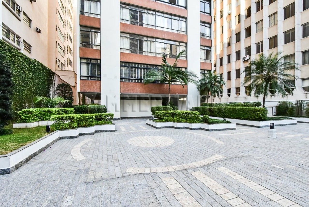 Apartamento com 4 quartos à venda, 300m² em Jardim Paulista, São Paulo, SP