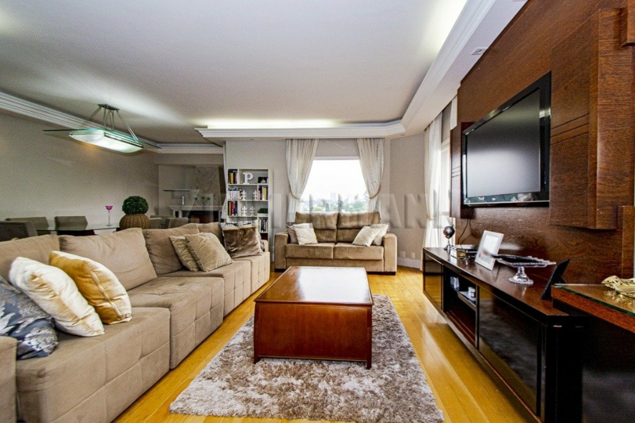 Apartamento com 4 quartos à venda, 186m² em Rua Flávio Queirós Morais, Pacaembu, São Paulo, SP