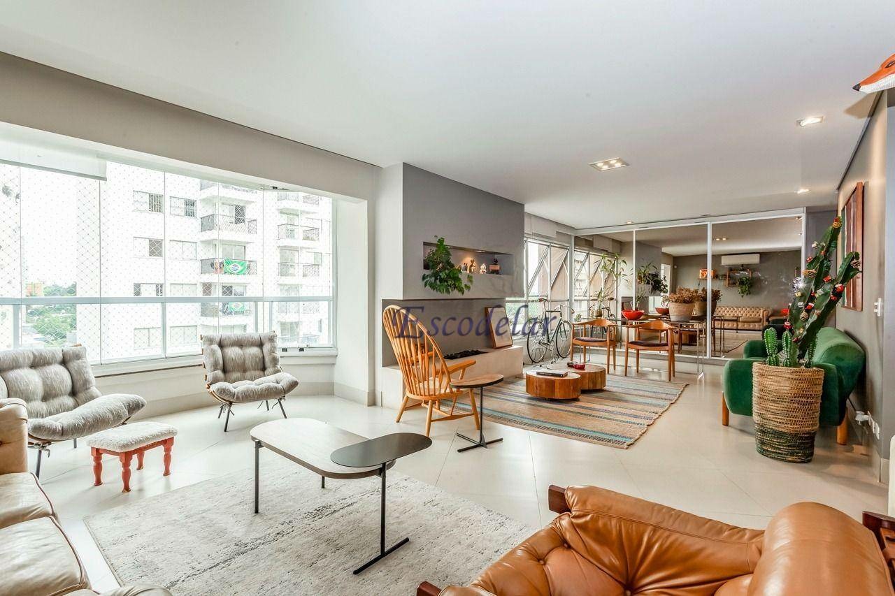 Apartamento com 3 quartos à venda, 195m² em Rua General Fonseca Teles, Jardim Paulista, São Paulo, SP