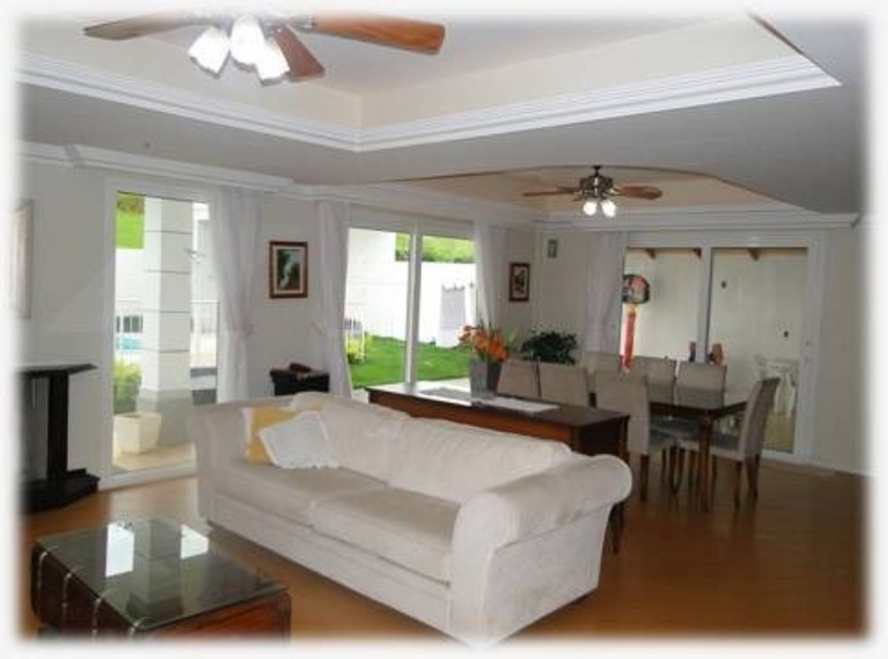 Casa com 4 quartos à venda, 407m² em Praia de Fora, Palhoça, SC