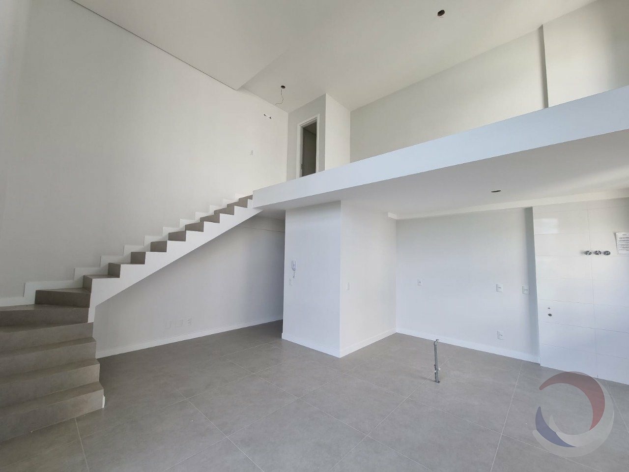 Apartamento com 1 quartos à venda, 61m² em Carvoeira, Florianópolis, SC