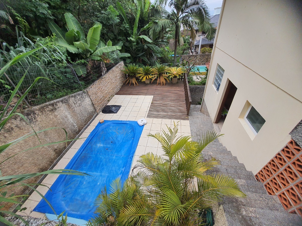 Casa com 3 quartos à venda, 250m² em Rua Antônio José Duarte, Coqueiros, Florianópolis, SC