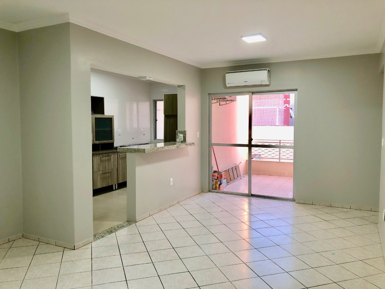 Apartamento com 3 quartos à venda, 86m² em Rua Sérgio Gil, Balneário, Florianópolis, SC