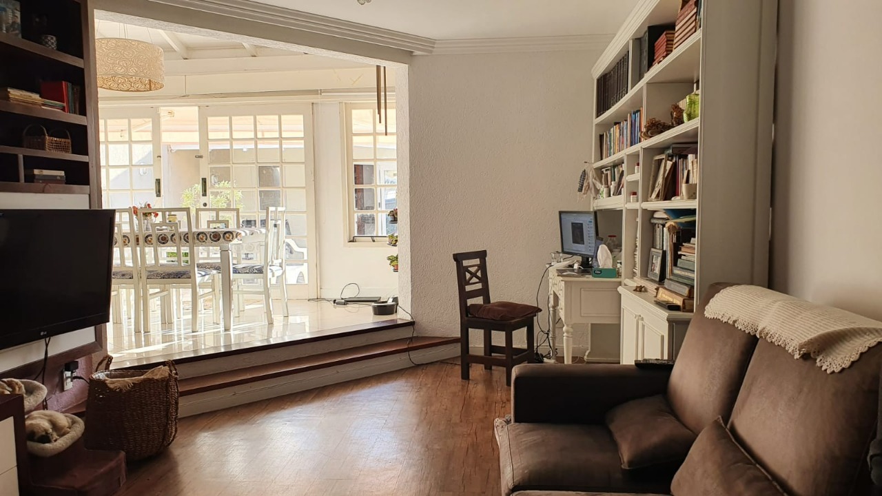 Casa com 5 quartos à venda, 210m² em Rua da Vitória Régia, Córrego Grande, Florianópolis, SC