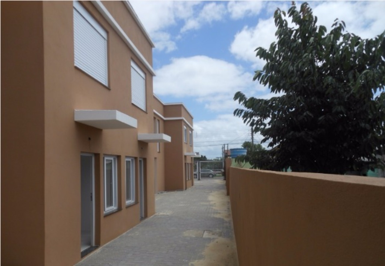 Sobrado com 2 quartos à venda, 102m² em Rio Branco, Canoas, RS