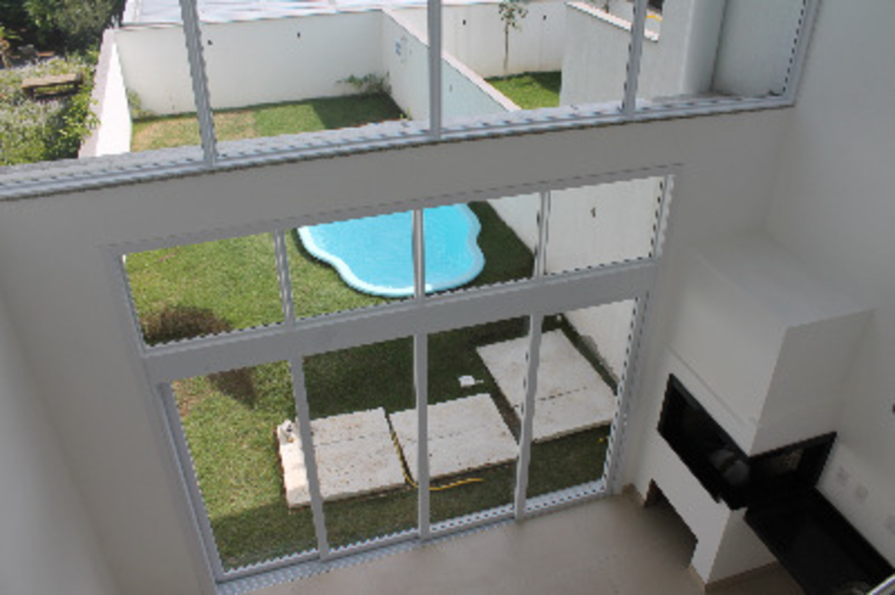 Casa com 3 quartos à venda, 320m² em Chácara das Pedras, Porto Alegre, RS
