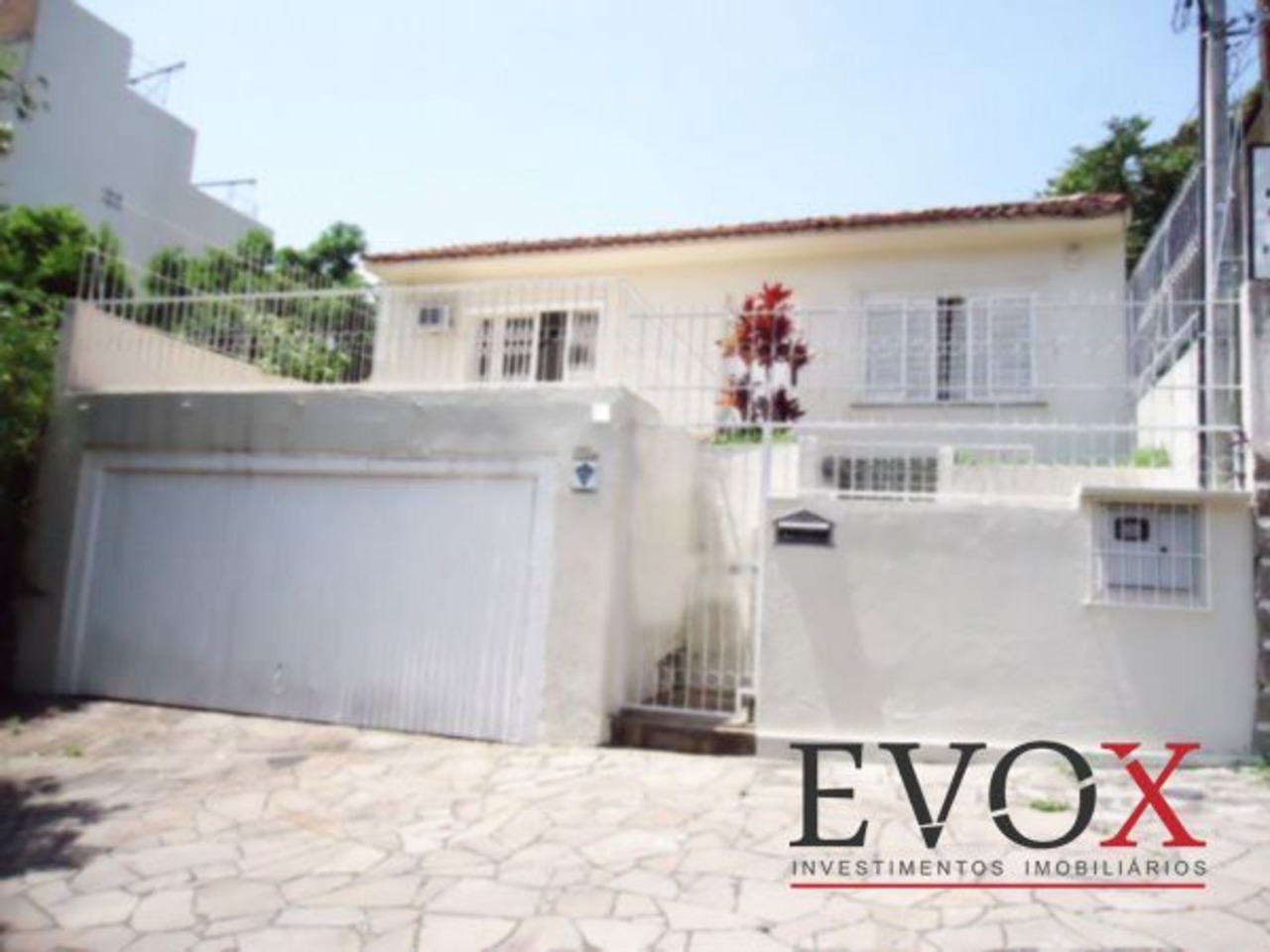 Casa com 3 quartos à venda, 180m² em Rua Licínio Cardoso, Chácara das Pedras, Porto Alegre, RS