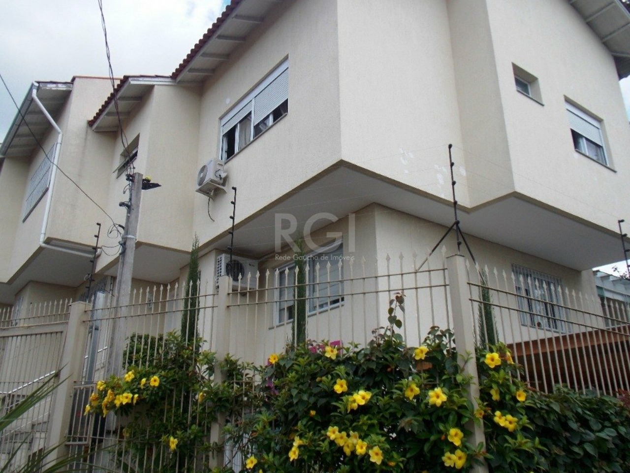 Casa com 3 quartos à venda, 184m² em Rua Antônio Manoel da Rosa, Jardim Itu Sabará, Porto Alegre, RS
