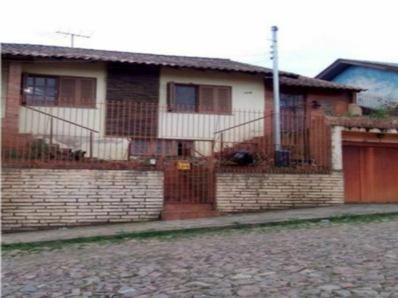 Casa com 3 quartos à venda, 167m² em Porto Alegre, RS