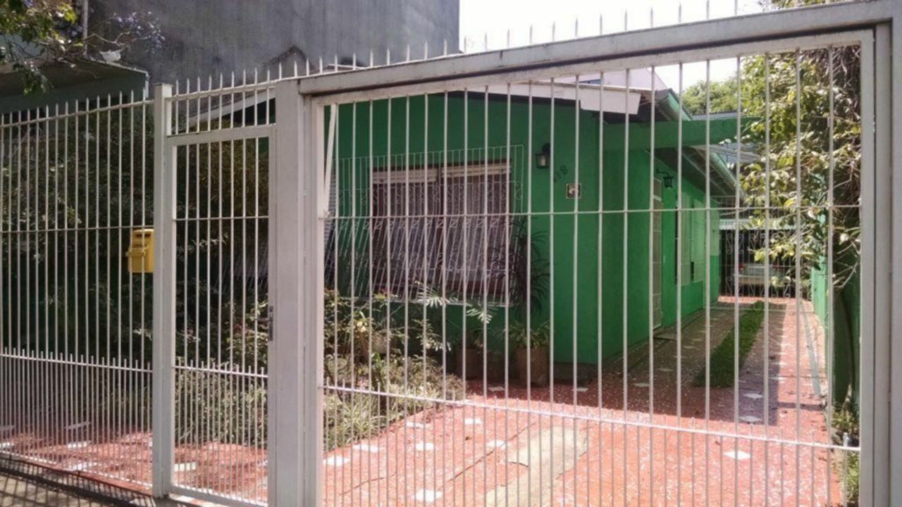 Casa com 3 quartos à venda, 130m² em Avenida Guido Mondim, São Geraldo, Porto Alegre, RS