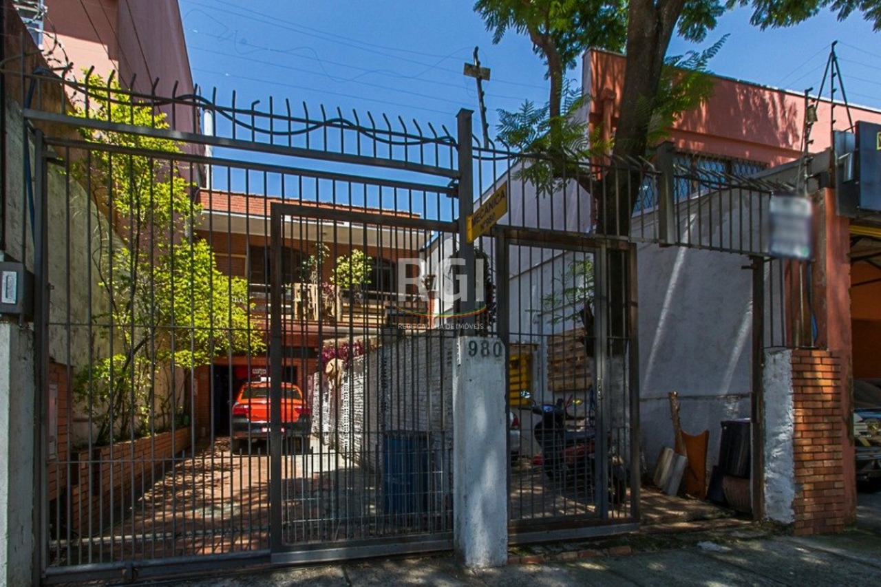 Casa com 3 quartos à venda, 300m² em São João, Porto Alegre, RS