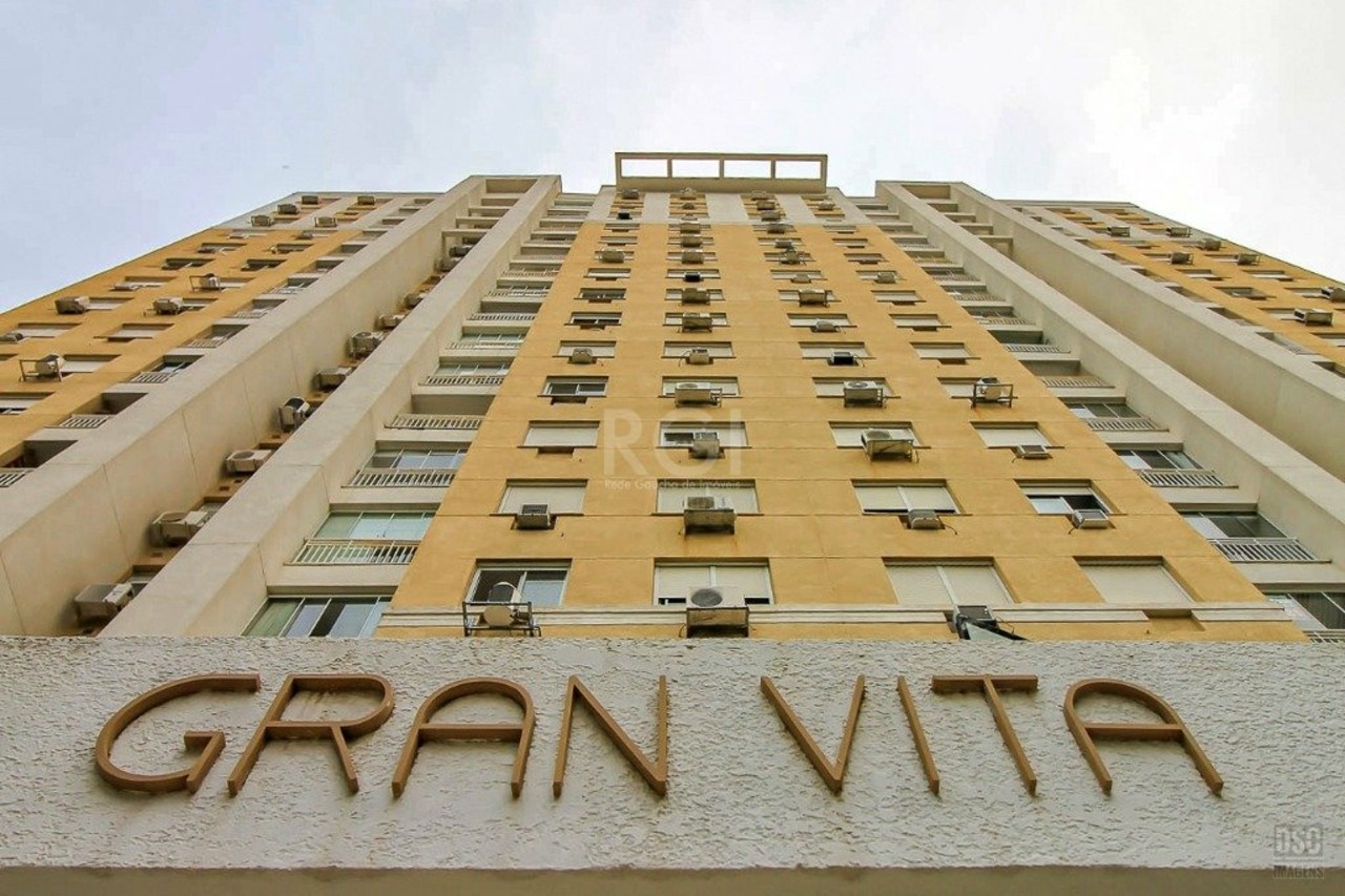 Apartamento com 2 quartos para alugar, 62m² em Rua Aracaí, Vila Ipiranga, Porto Alegre, RS