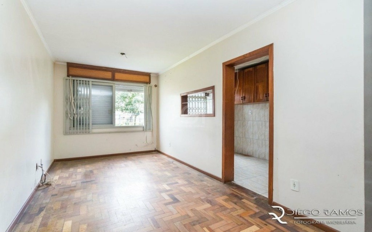 Apartamento com 3 quartos à venda, 76m² em Rua Hugo Livi, Protásio Alves, Porto Alegre, RS