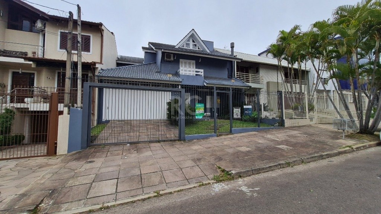 Casa com 3 quartos à venda, 379m² em Rua Dona Adda Mascarenhas de Moraes, Jardim Itu Sabará, Porto Alegre, RS