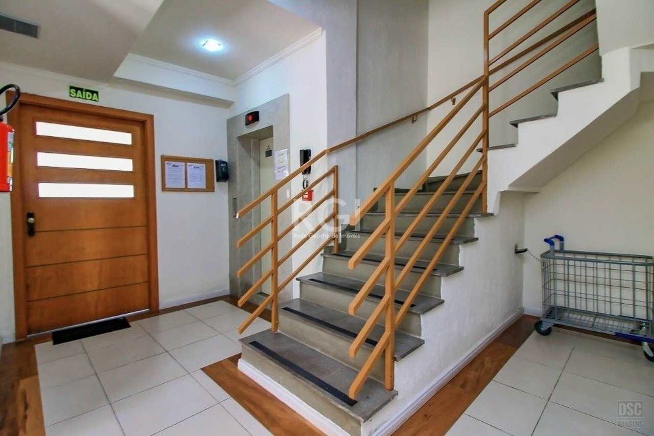 Apartamento com 2 quartos à venda, 58m² em Rua Senegal, Vila Ipiranga, Porto Alegre, RS