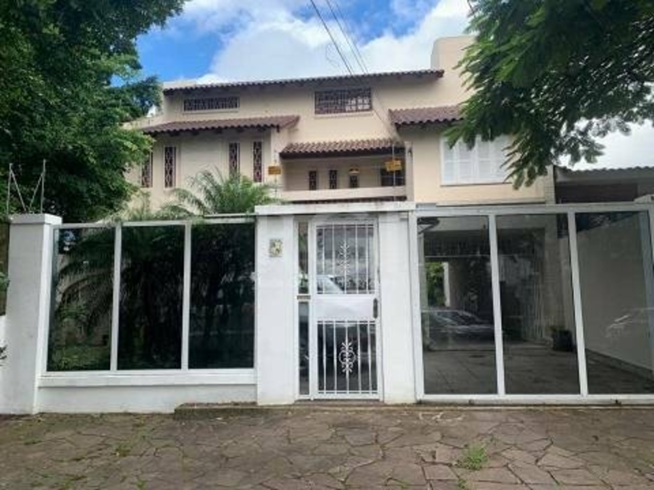 Casa com 6 quartos para alugar, 400m² em Santana, Porto Alegre, RS