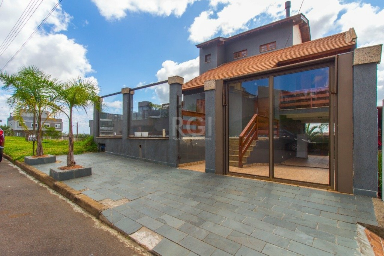 Casa de Condomínio com 3 quartos à venda, 240m² em Mário Quintana, Porto Alegre, RS