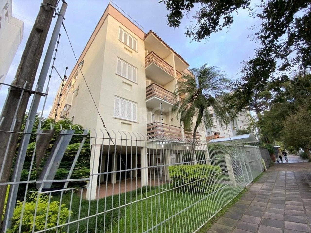 Apartamento com 2 quartos à venda, 71m² em Rua Augusto Severo, São João, Porto Alegre, RS