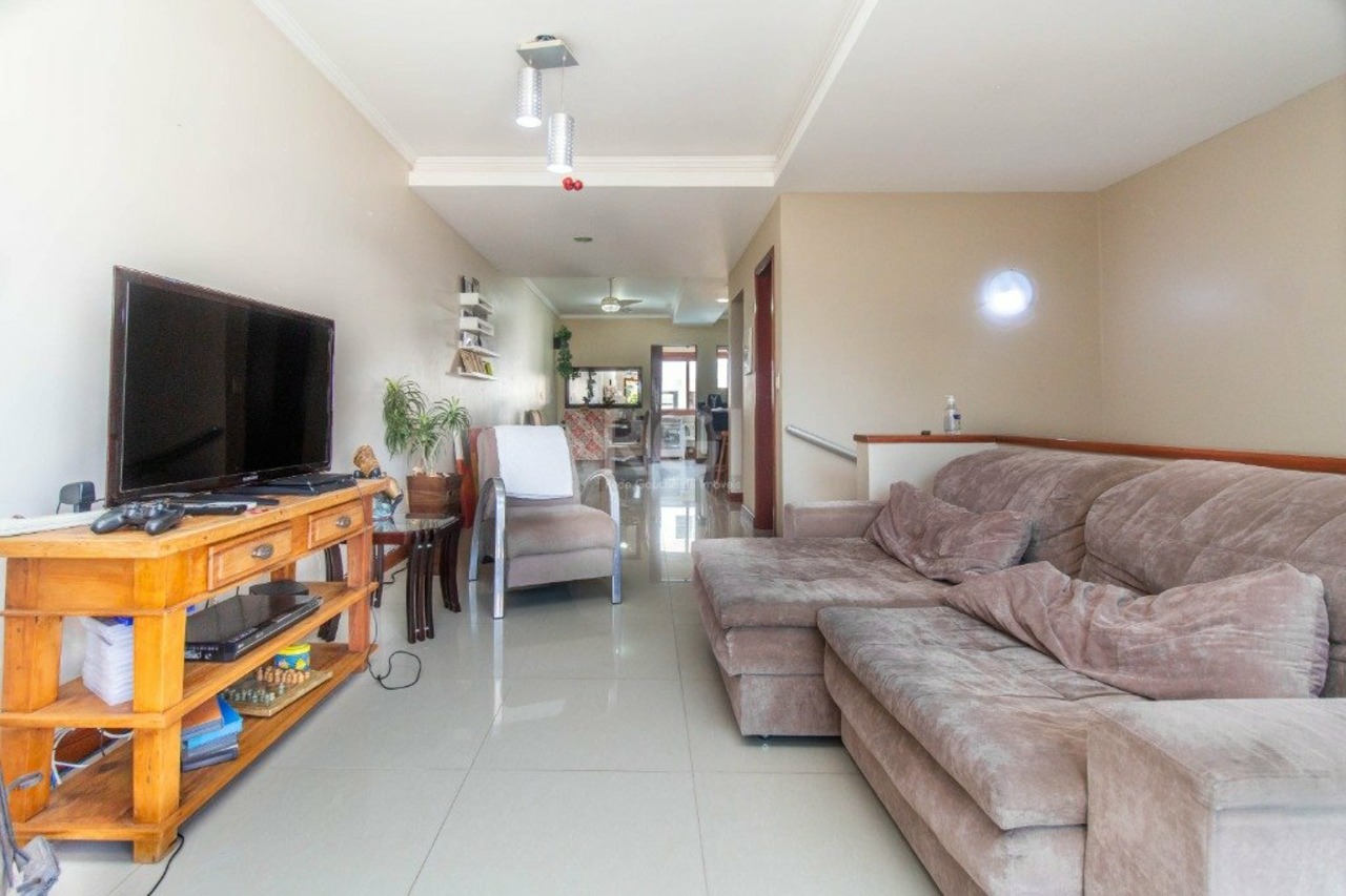 Casa de Condomínio com 3 quartos à venda, 209m² em Rua Verdes Campos, Mário Quintana, Porto Alegre, RS