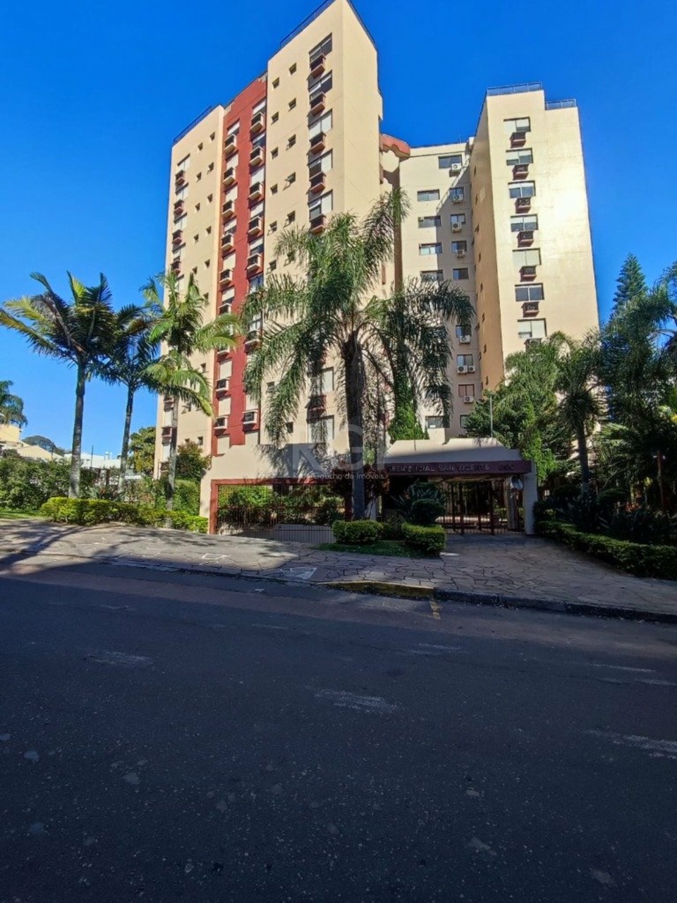 Apartamento com 2 quartos para alugar, 90m² em Rua Estácio de Sá, Chácara das Pedras, Porto Alegre, RS