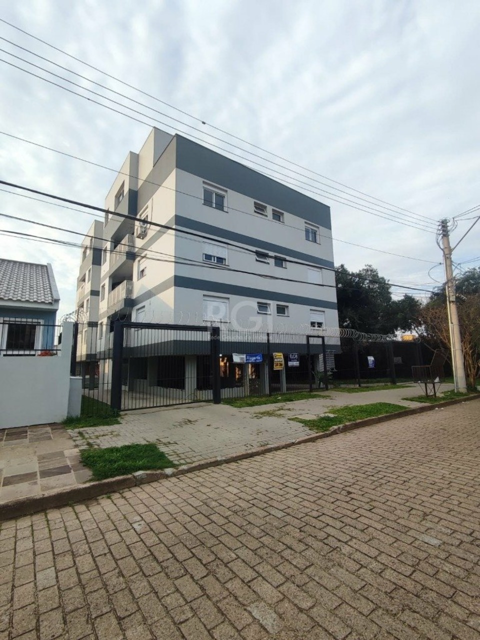 Apartamento com 2 quartos para alugar, 64m² em Rua Leonel Vargas, Protásio Alves, Porto Alegre, RS