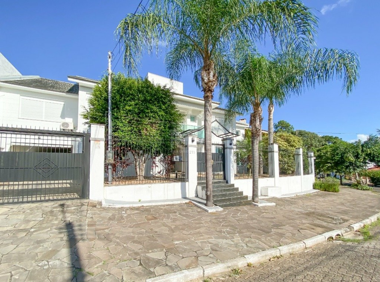 Casa com 5 quartos para alugar, 500m² em Santana, Porto Alegre, RS