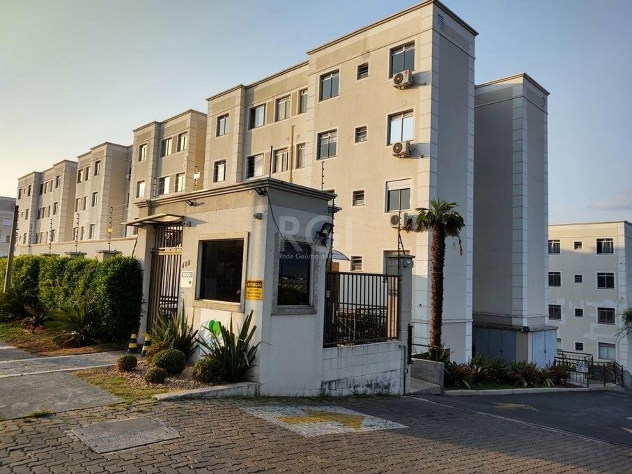 Apartamento com 2 quartos à venda, 46m² em Rua Cláudio Cavalheiro Gonçalves, Rubem Berta, Porto Alegre, RS