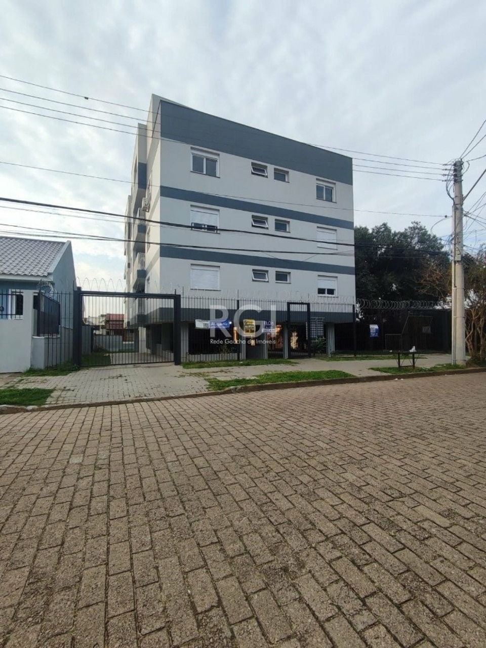 Apartamento com 2 quartos para alugar, 64m² em Travessa Esporte Clube Cruzeiro, Protásio Alves, Porto Alegre, RS