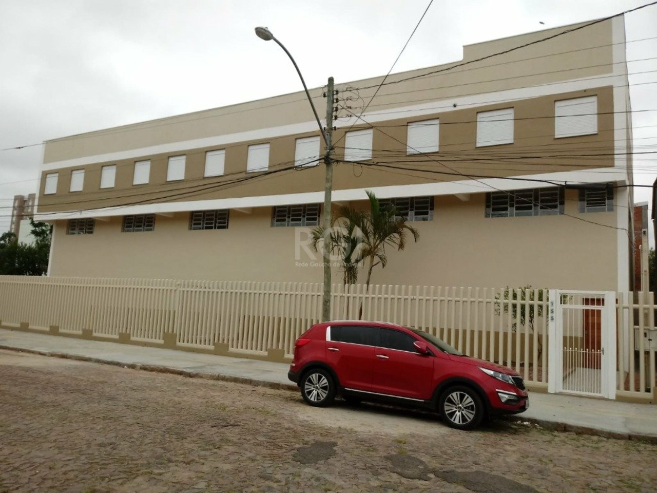Comercial com 0 quartos para alugar, 350m² em Rua Antônio Maranghello, Partenon, Porto Alegre, RS