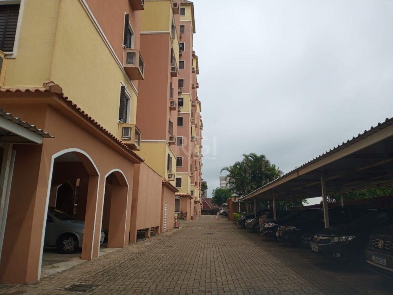Apartamento com 3 quartos para alugar, 68m² em Rua Alves Torres, Teresópolis, Porto Alegre, RS