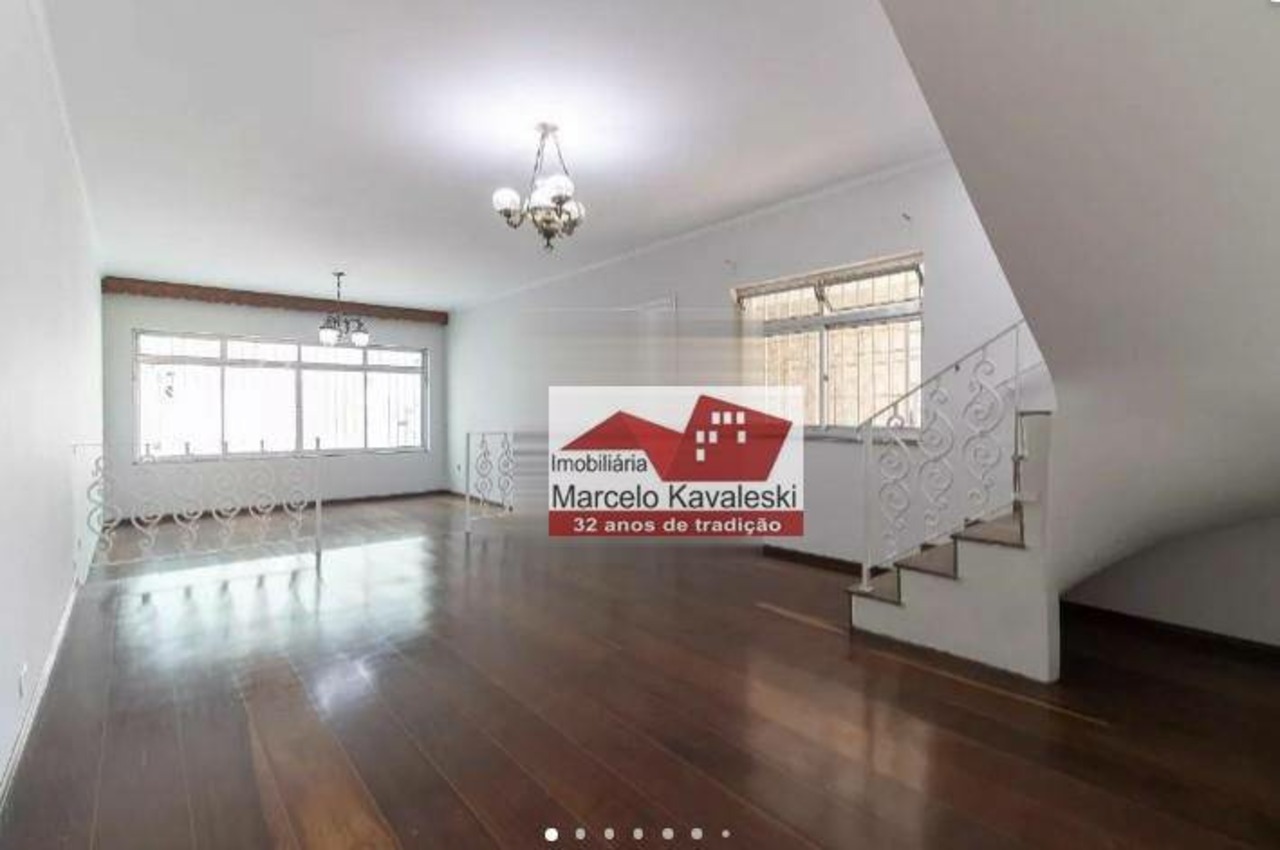 Casa com 3 quartos à venda, 250m² em Rua Percílio Neto, Vila Gumercindo, São Paulo, SP