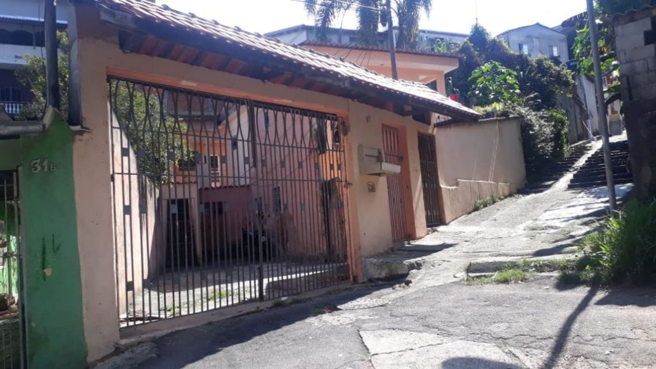 Casa com 6 quartos à venda, 230m² em Rua Dona Gertrudes Jordão, Jaraguá, São Paulo, SP
