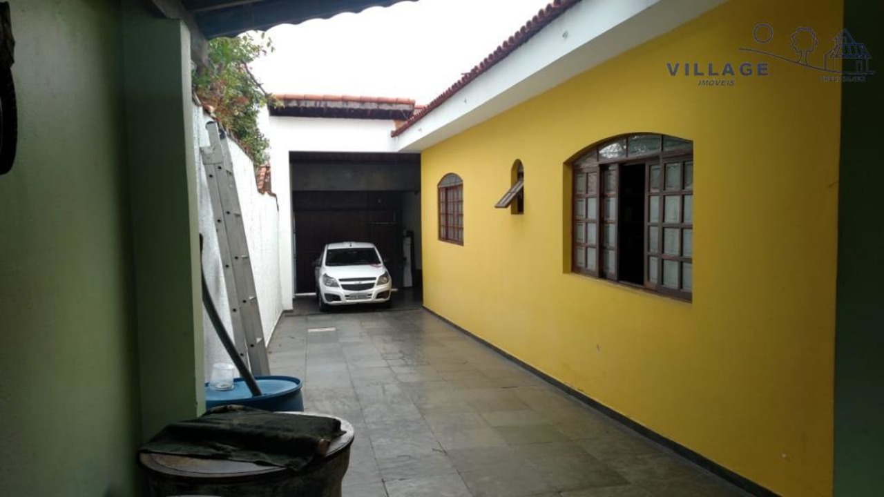 Casa com 3 quartos à venda, 250m² em Rua Iterere, Jardim Mangalot, São Paulo, SP