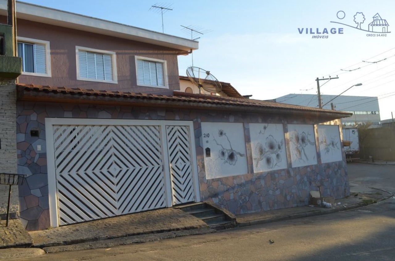 Casa com 4 quartos à venda, 223m² em Vila Yara, Osasco, SP