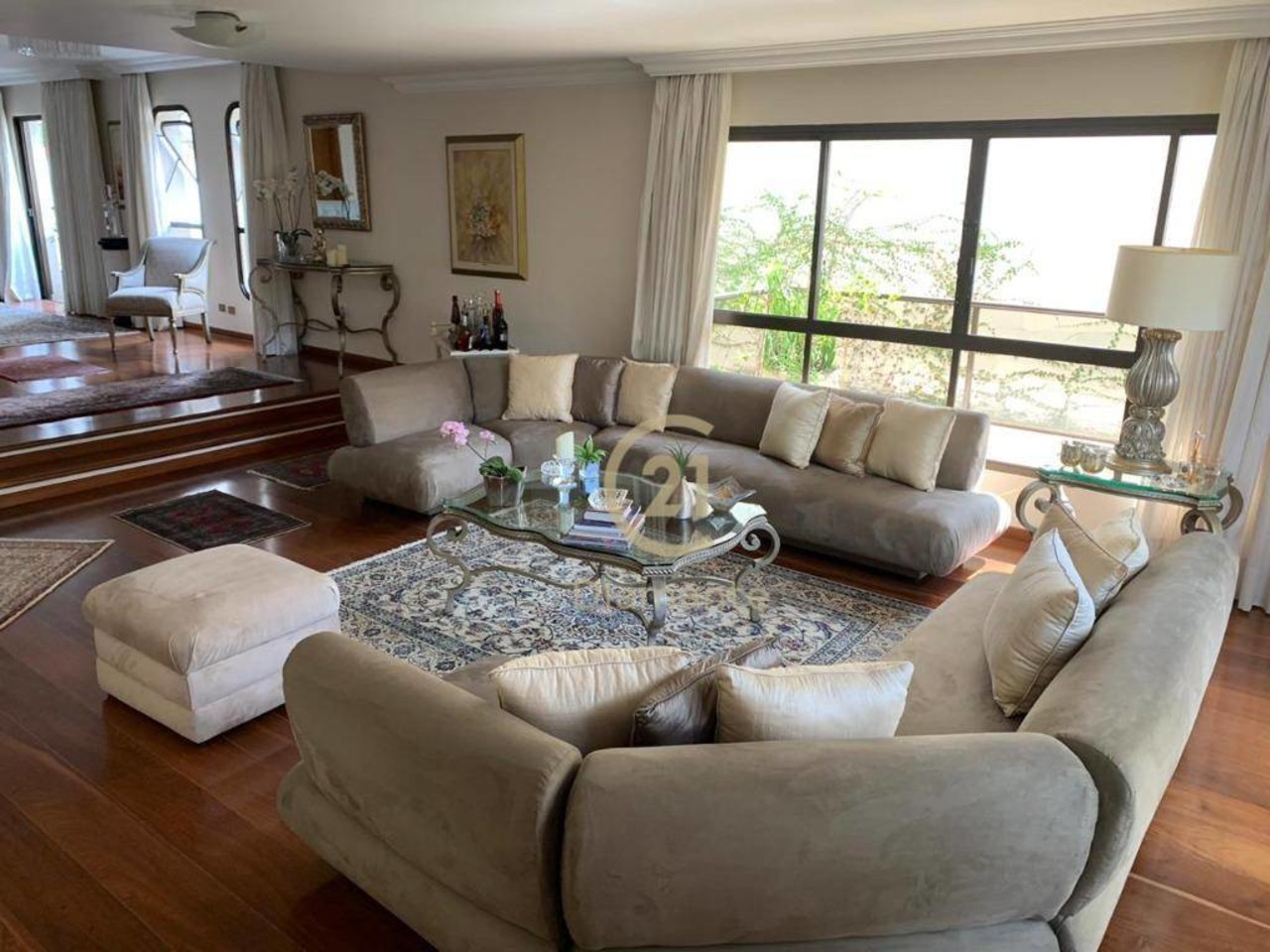 Apartamento com 4 quartos à venda, 267m² em Avenida Chibarás 415, Moema, São Paulo, SP