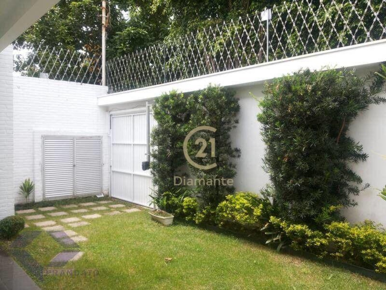 Casa com 3 quartos à venda, 330m² em Alameda dos Arapanés, Moema, São Paulo, SP