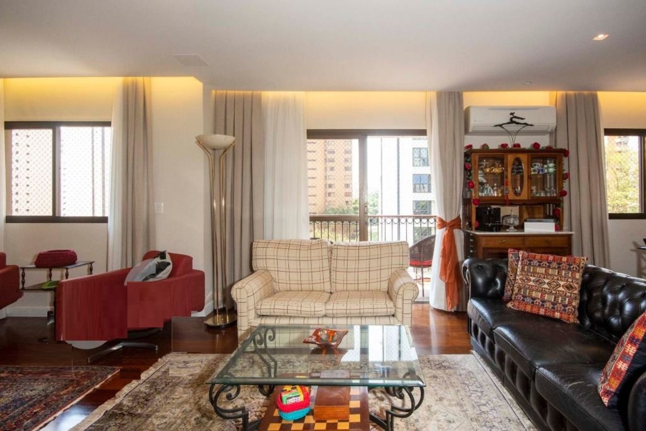 Apartamento com 4 quartos à venda, 200m² em Avenida Moema, Moema, São Paulo, SP