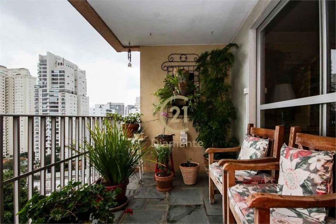 Apartamento com 3 quartos à venda, 200m² em Rua Edson, Campo Belo, São Paulo, SP