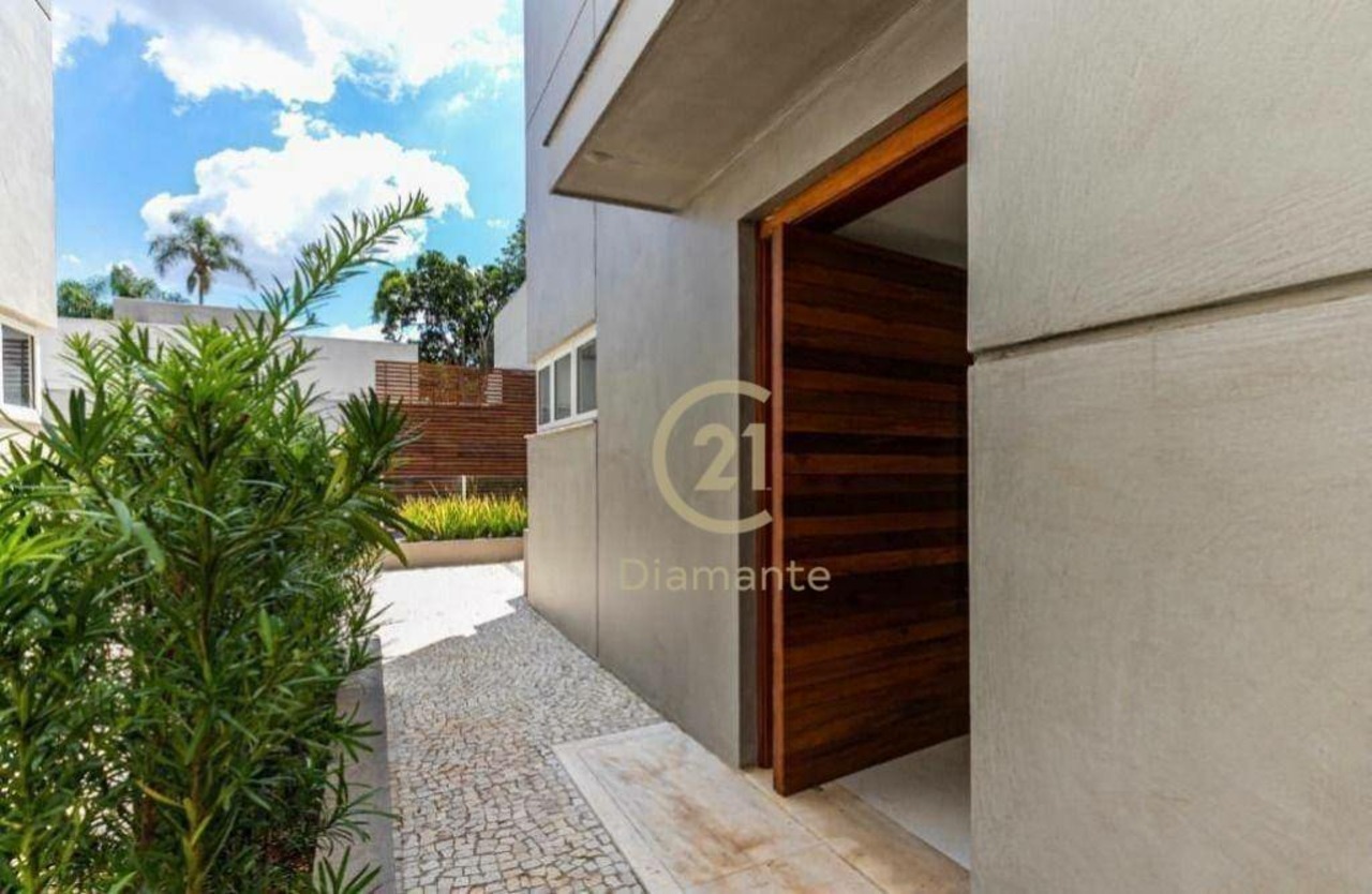 Casa de Condomínio com 4 quartos à venda, 525m² em Rua Granja Julieta, Granja Julieta, São Paulo, SP