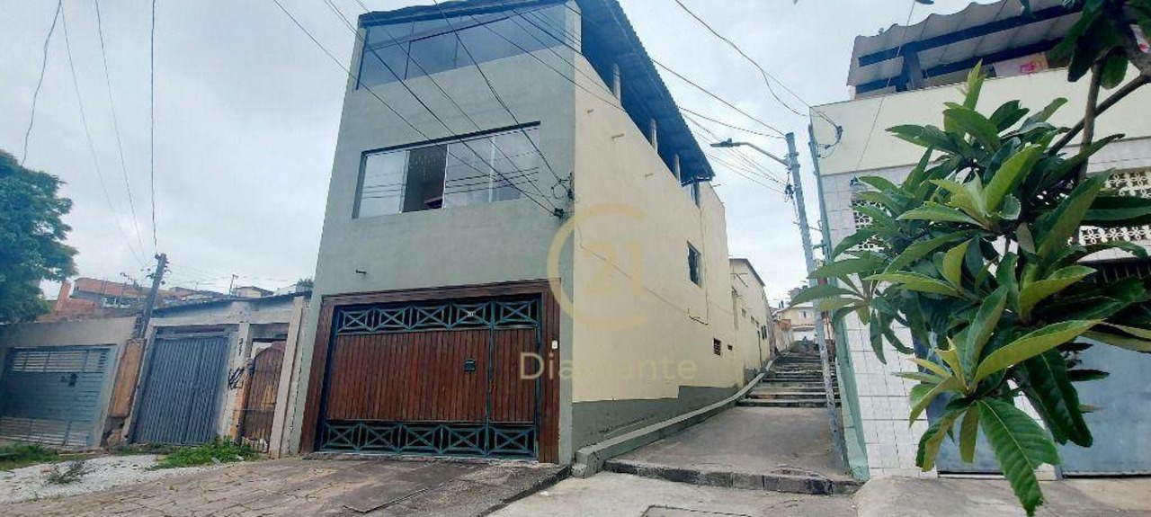 Casa com 4 quartos à venda, 370m² em Jardim Regina, São Paulo, SP
