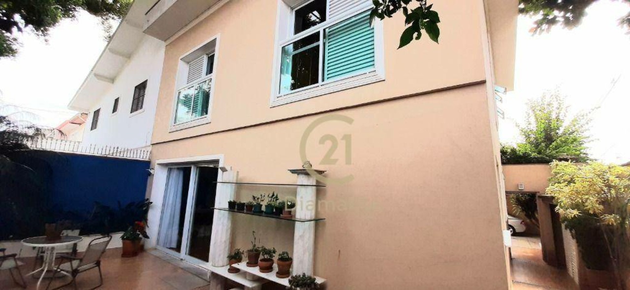 Casa com 3 quartos à venda, 215m² em Planalto Paulista, São Paulo, SP