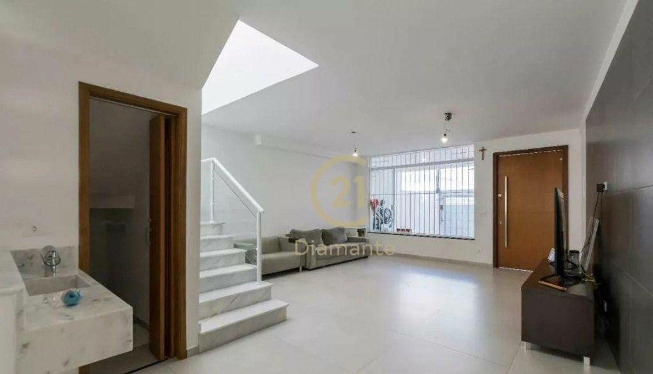 Casa com 3 quartos à venda, 177m² em Cursino, São Paulo, SP