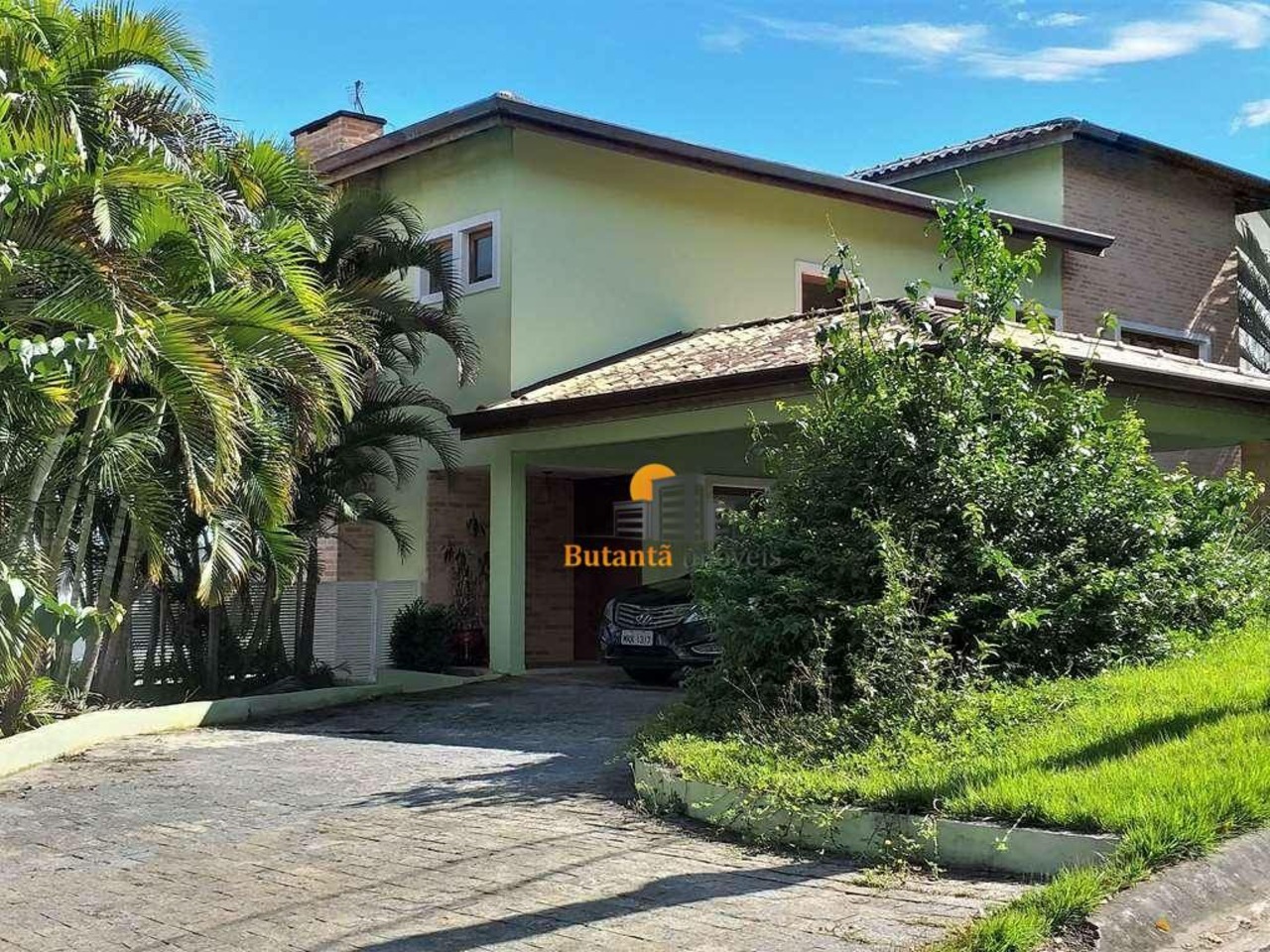 Casa com 3 quartos à venda, 280m² em Chácara Santa Lúcia, Carapicuíba, SP