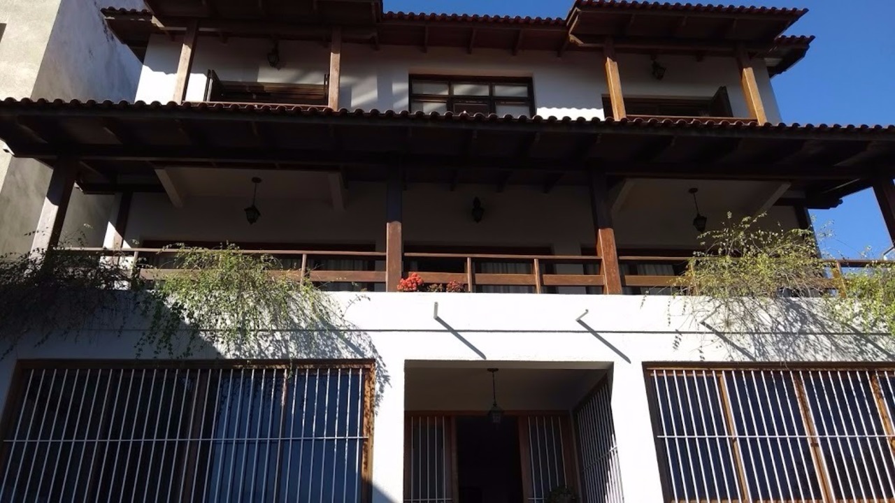 Casa com 4 quartos à venda, 565m² em Vila Assunção, Porto Alegre, RS