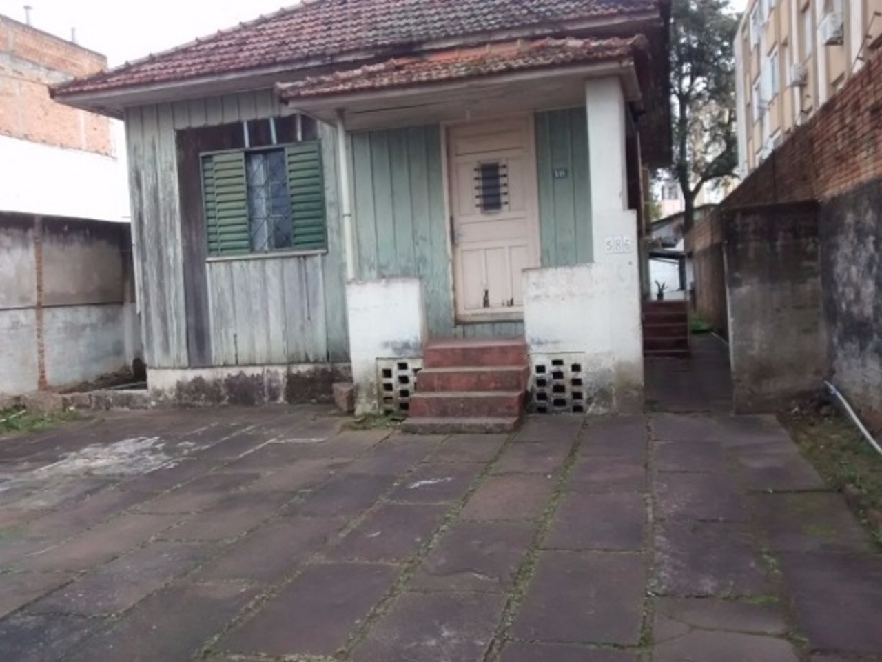 Terreno com 0 quartos à venda, 406m² em Rua Graciano Azambuja, Partenon, Porto Alegre, RS