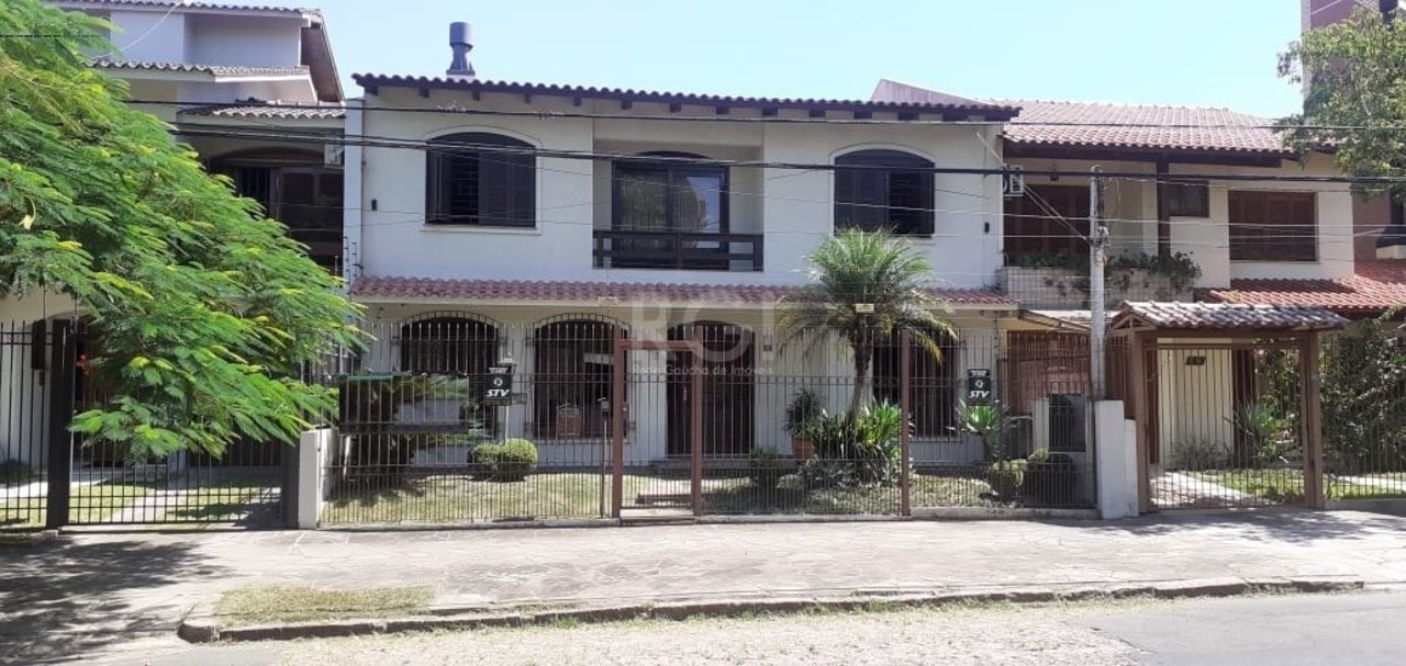 Casa com 5 quartos à venda, 225m² em Rua Veríssimo Rosa, Jardim Botânico, Porto Alegre, RS