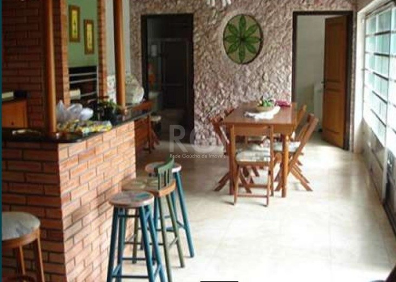 Casa com 3 quartos à venda, 445m² em Santana, Porto Alegre, RS