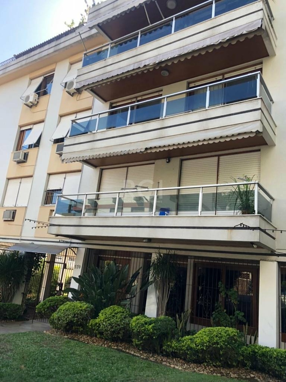 Apartamento com 3 quartos à venda, 271m² em Porto Alegre, RS